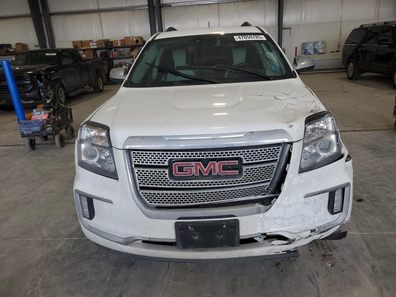 2016 GMC Terrain - Image 5