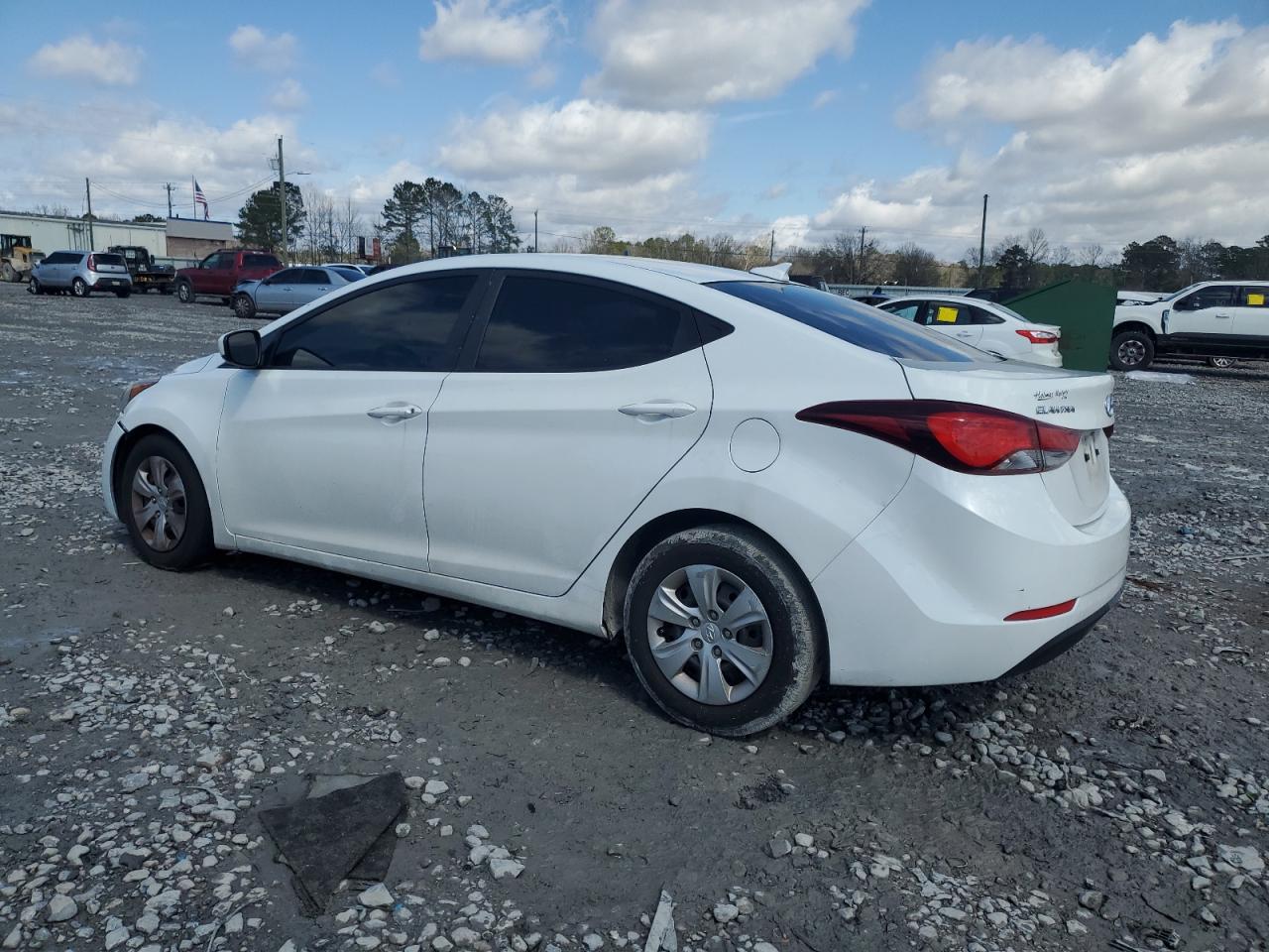 2016 Hyundai Elantra - Image 2