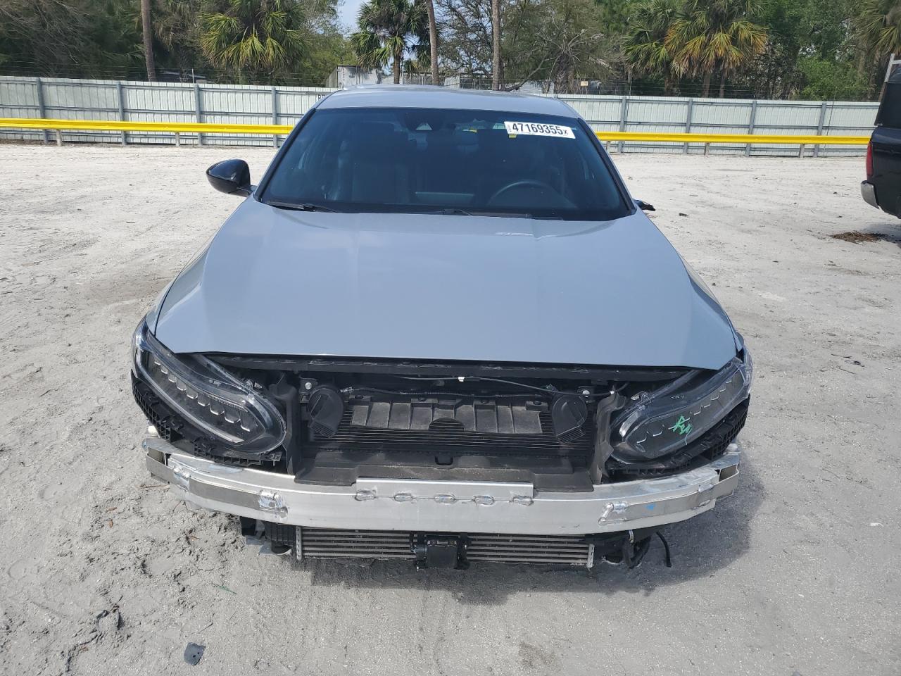 2022 Honda Accord - Image 5