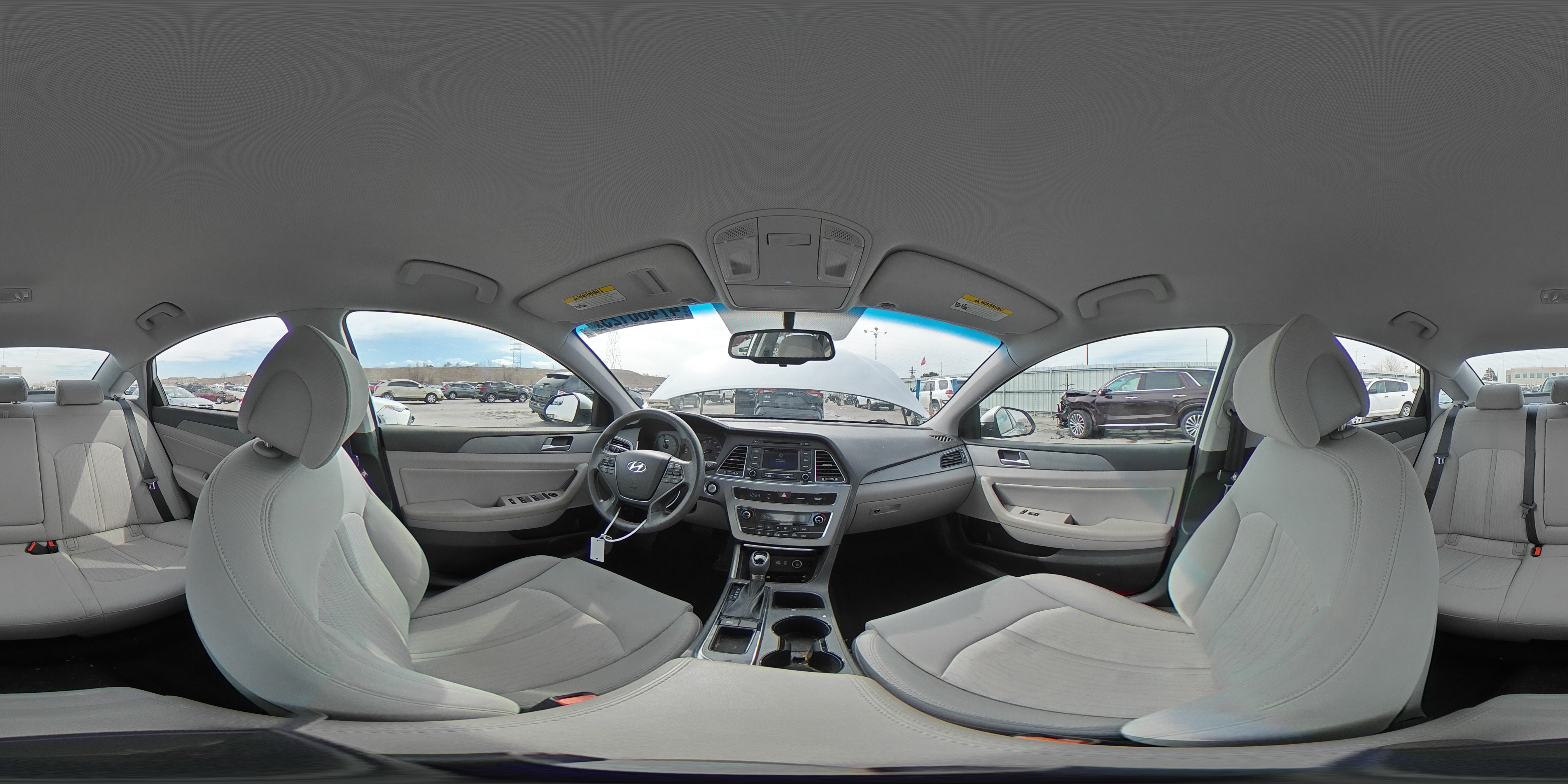2016 Hyundai Sonata - Image 14