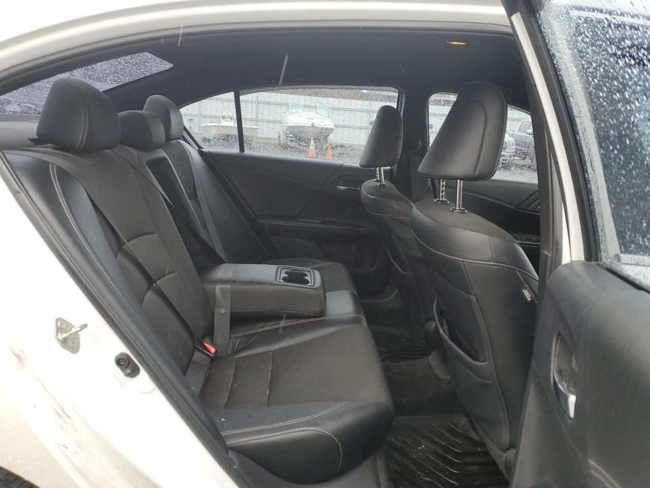 2016 Honda Accord - Image 10