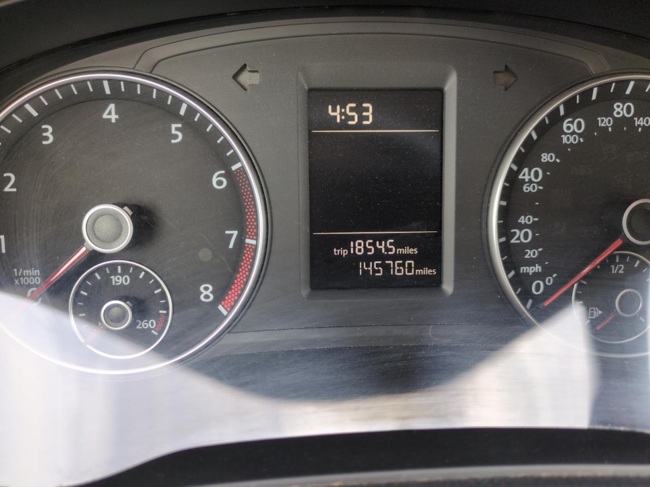 2015 Volkswagen Passat - Image 9