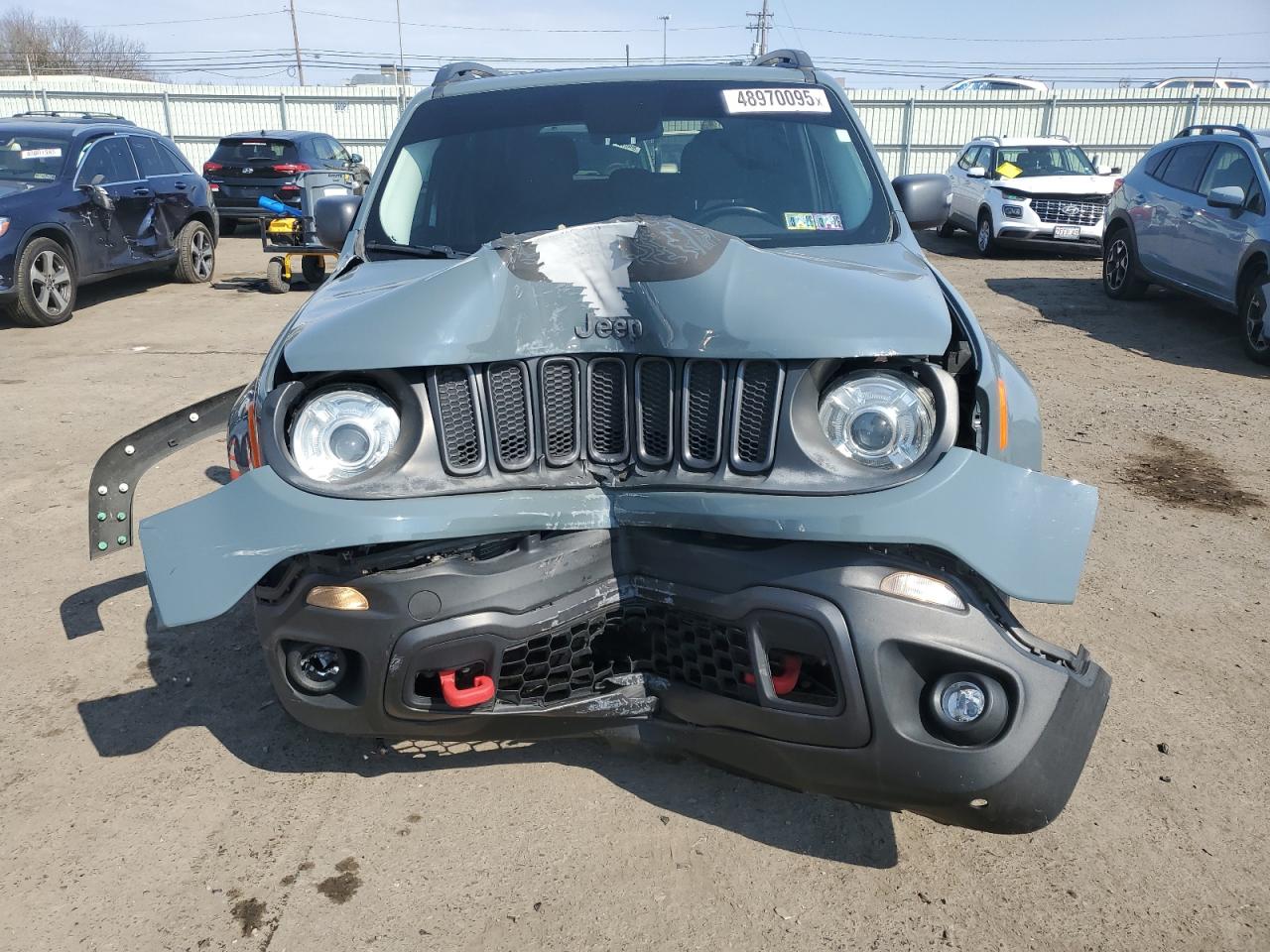 2017 Jeep Renegade - Image 5