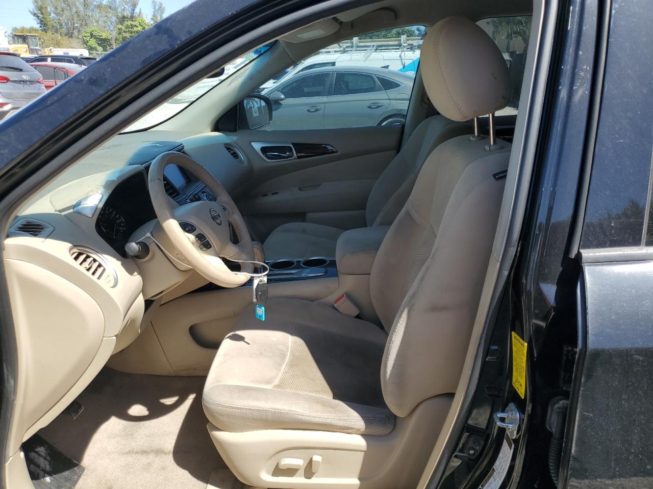 2015 Nissan Pathfinder - Image 7