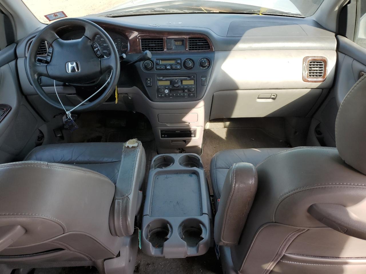 2004 Honda Odyssey - Image 8