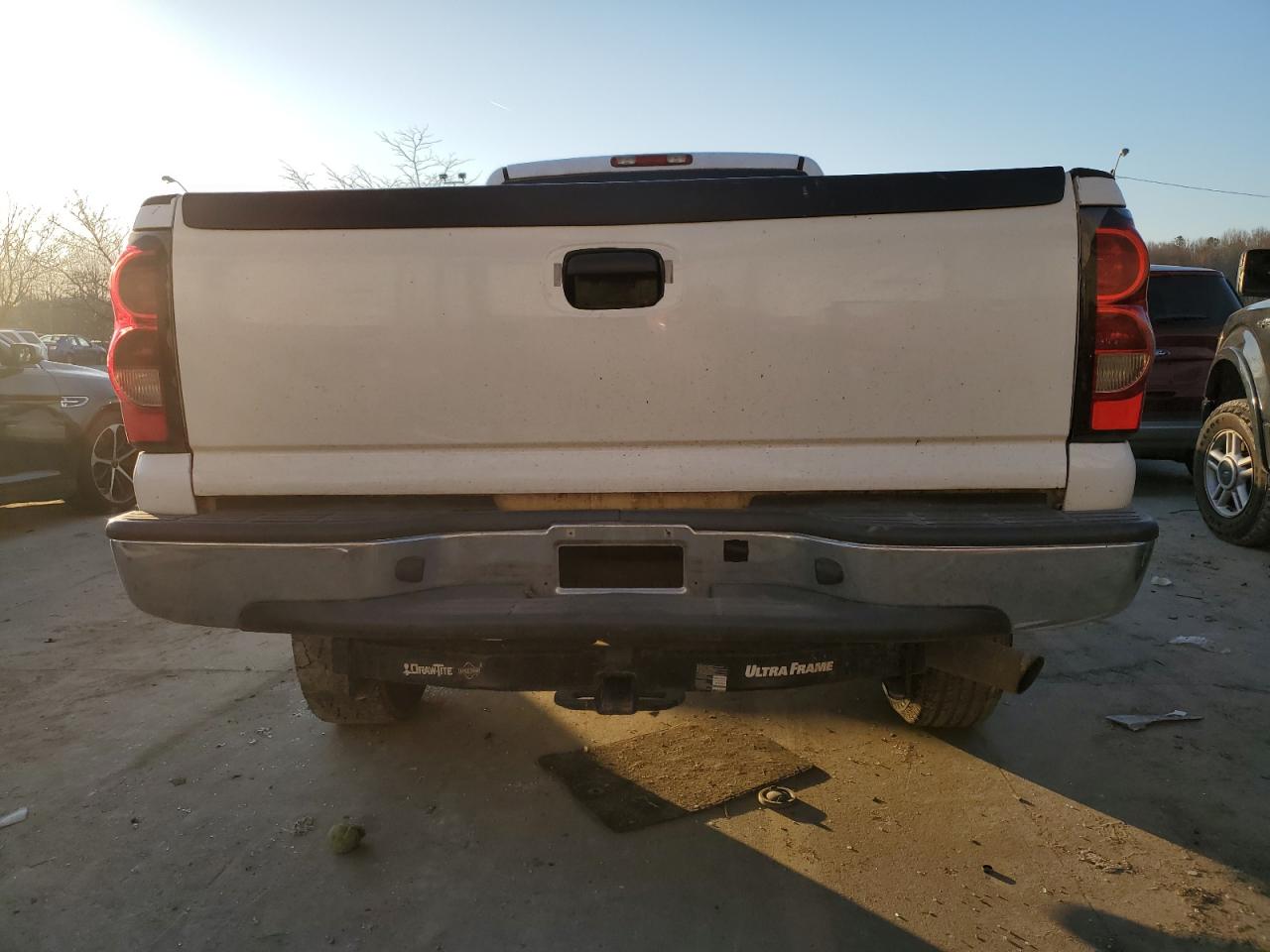 2006 Chevrolet Silverado - Image 6