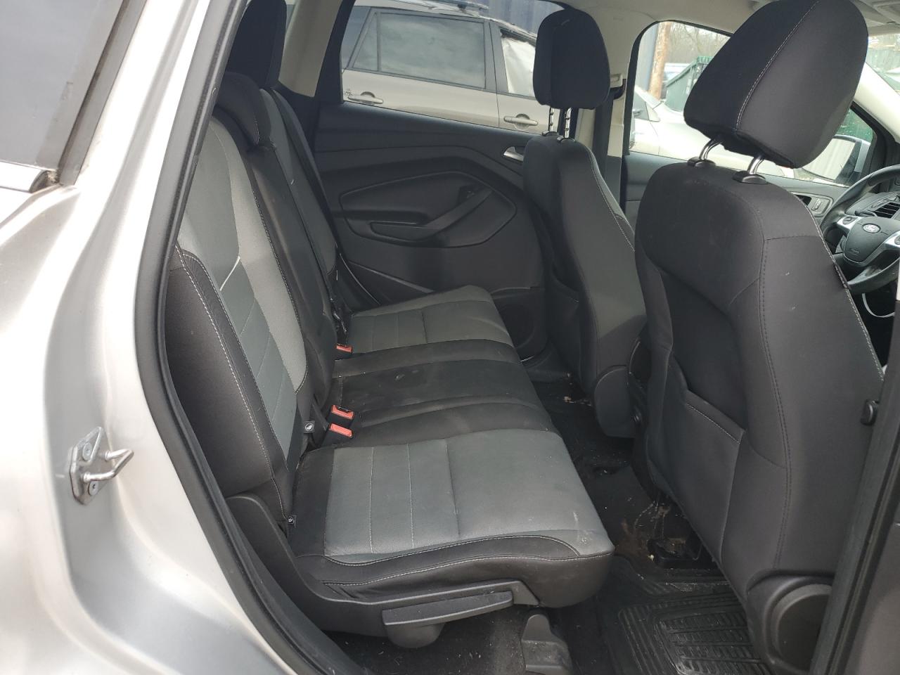 2015 Ford Escape - Image 11