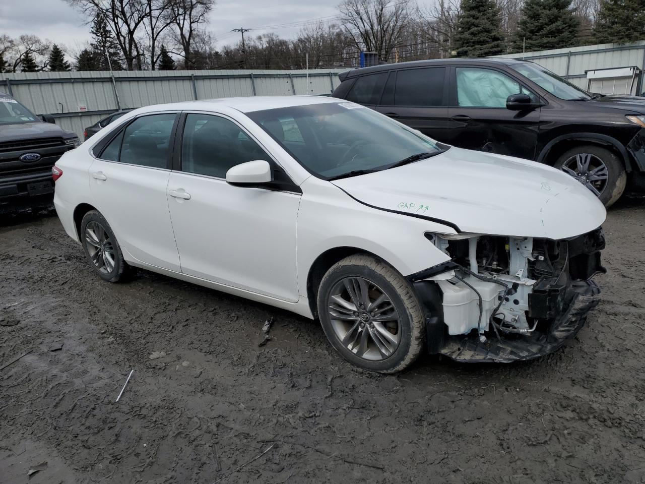 2017 Toyota Camry - Image 4