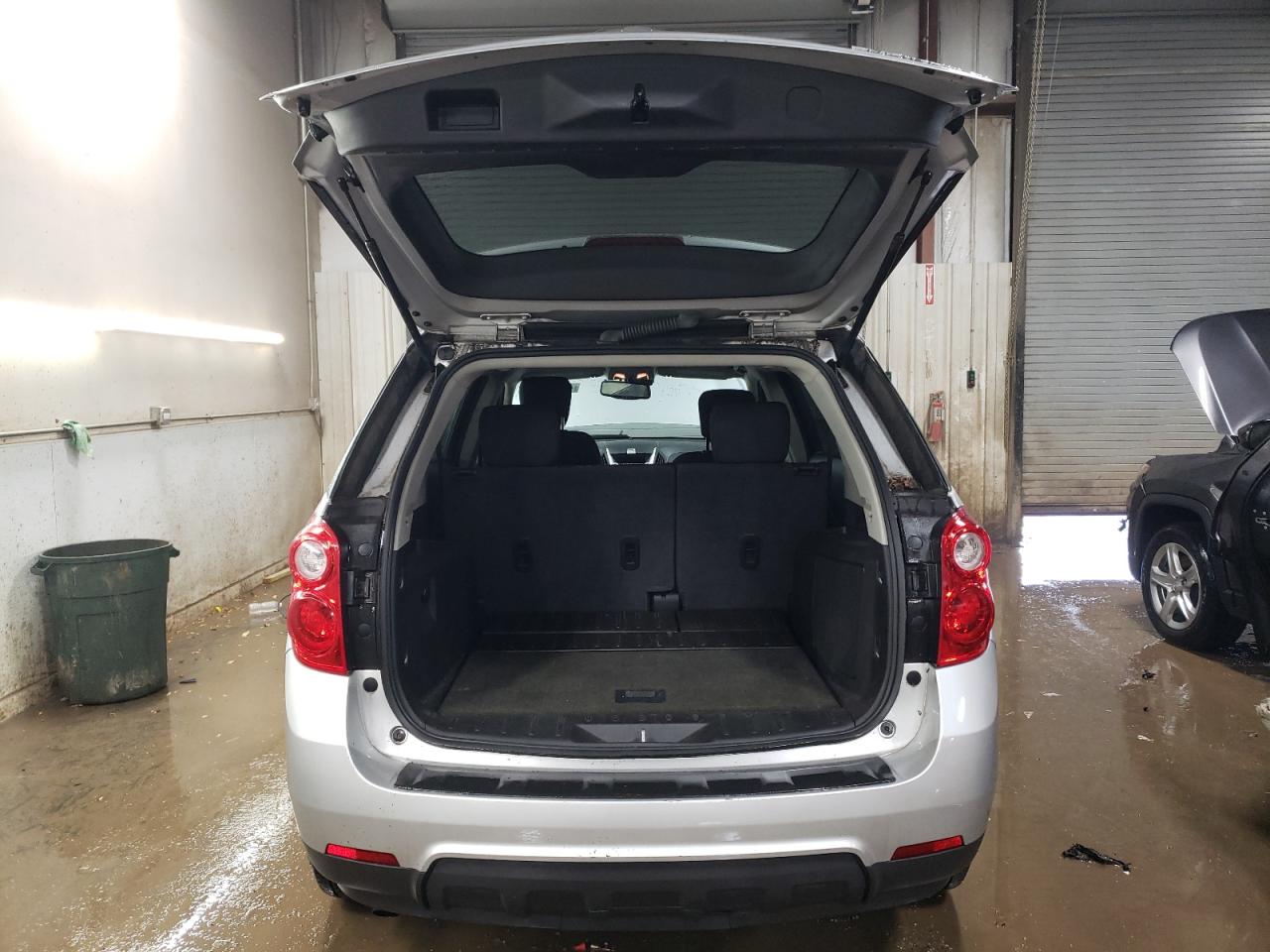 2010 Chevrolet Equinox - Image 6