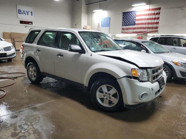  FORD ESCAPE 2012 Белый