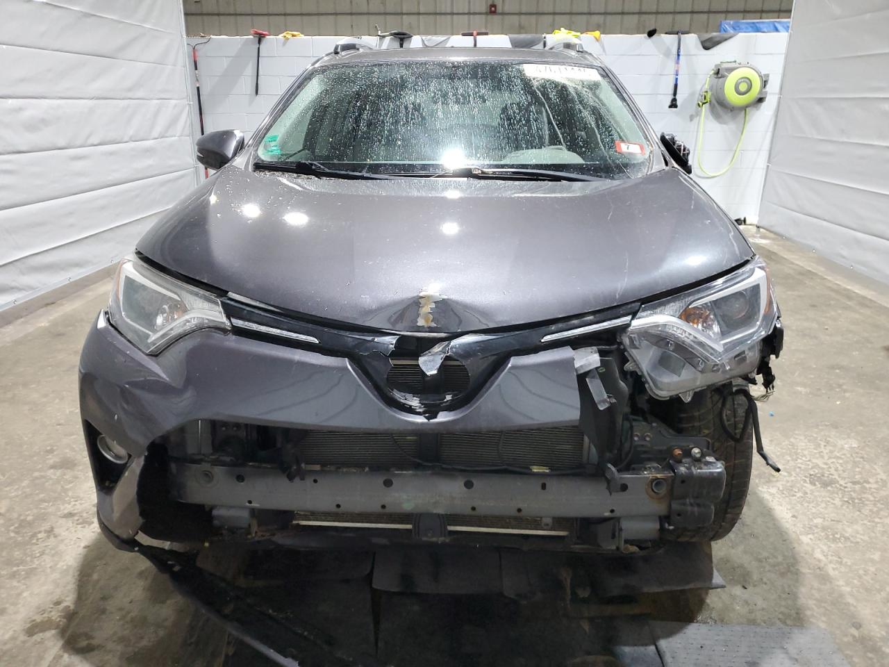 2016 Toyota RAV 4 - Image 5