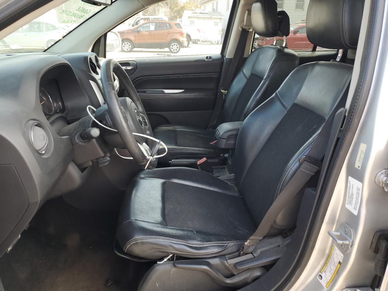 2014 Jeep Compass - Image 7