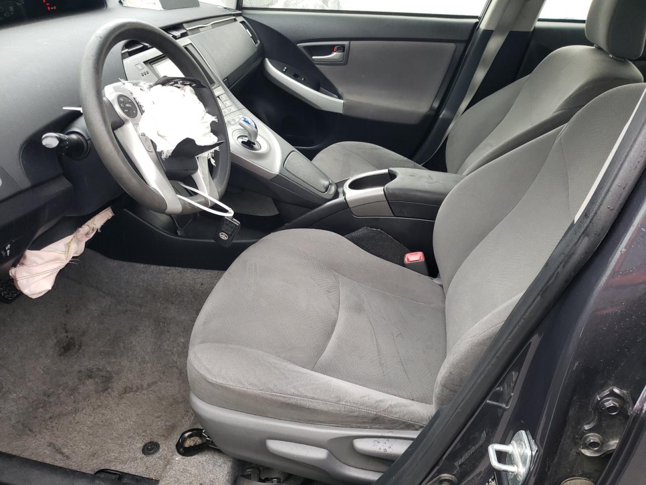 2012 Toyota Prius - Image 7