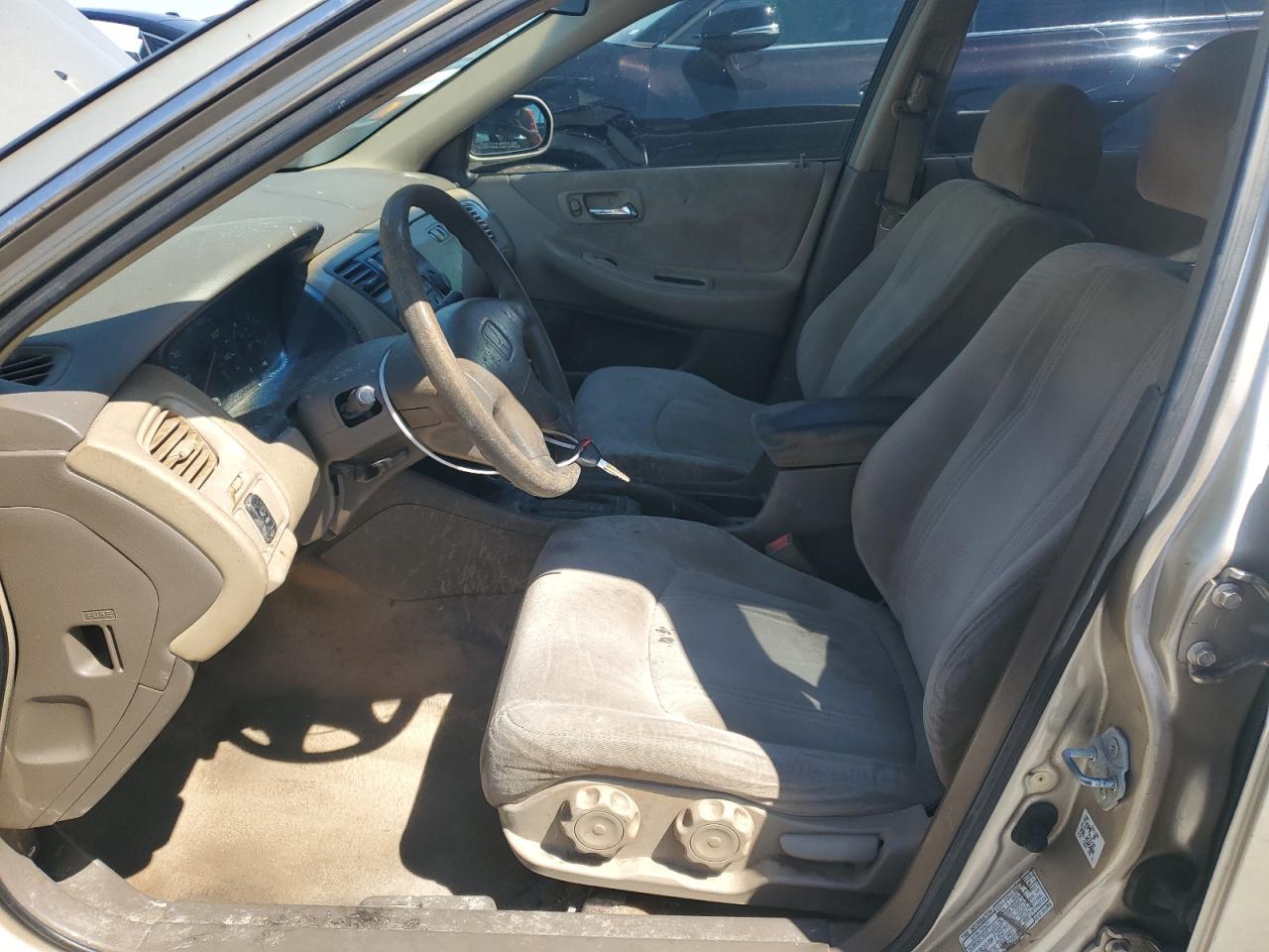 2000 Honda Accord - Image 7