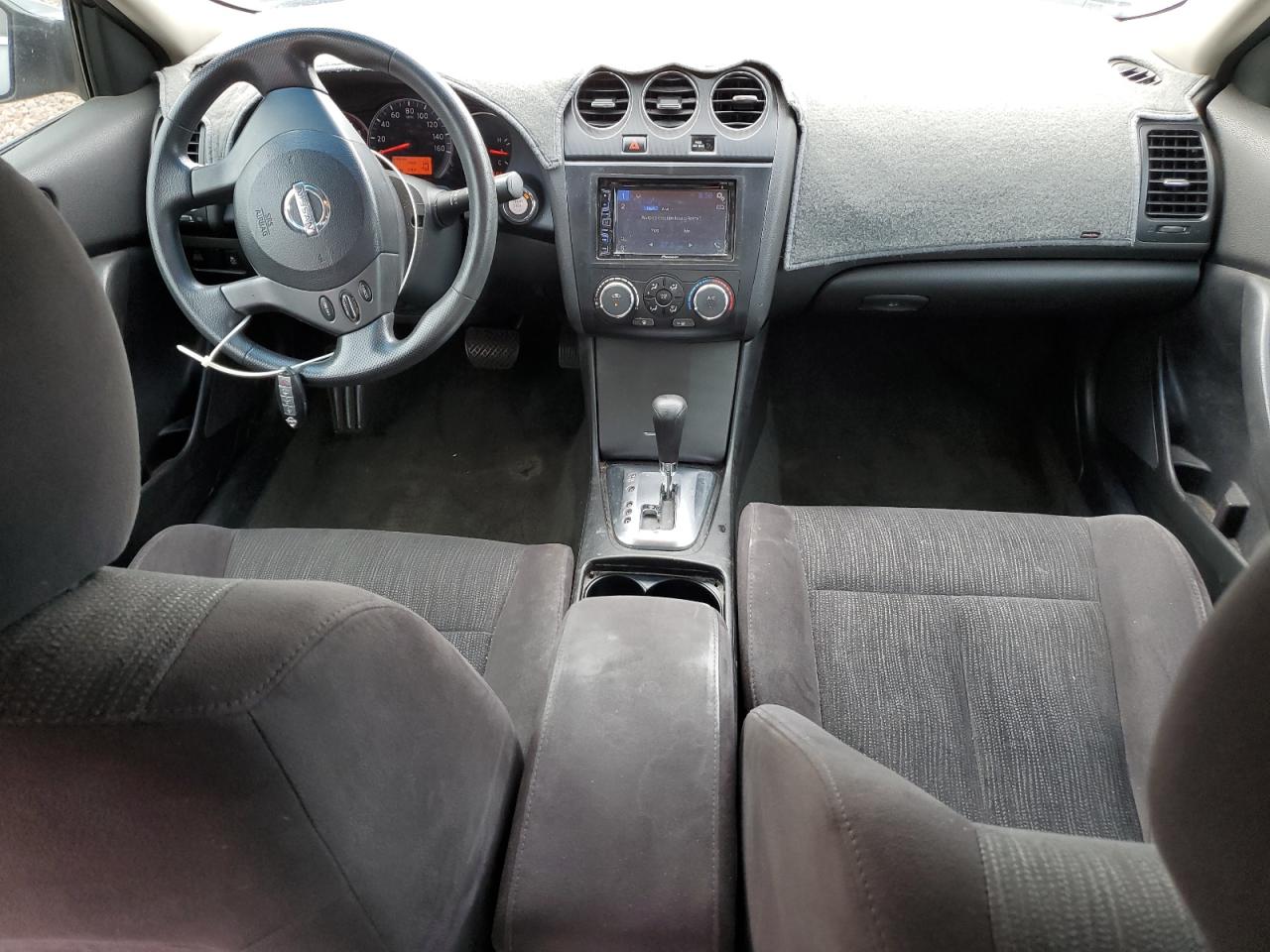 2012 Nissan Altima - Image 8