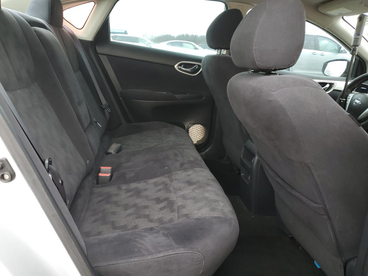 2013 Nissan Sentra - Image 11