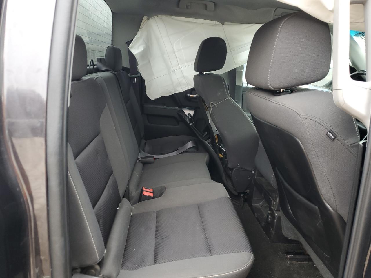 2014 Chevrolet Silverado - Image 11