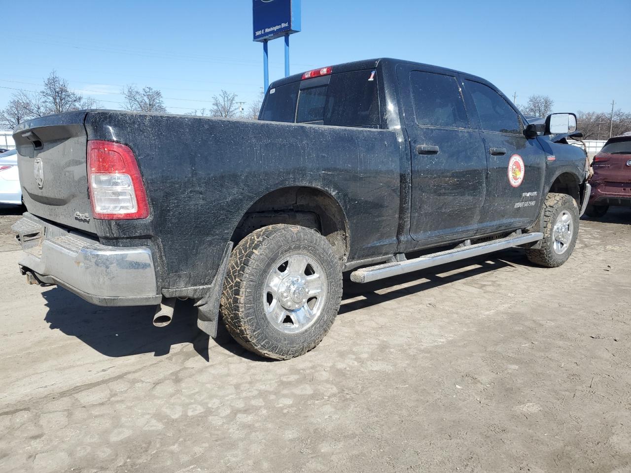 2021 RAM 2500 - Image 3