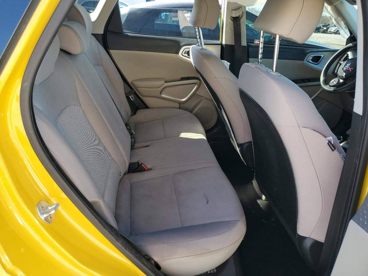 2020 Kia Soul - Image 11