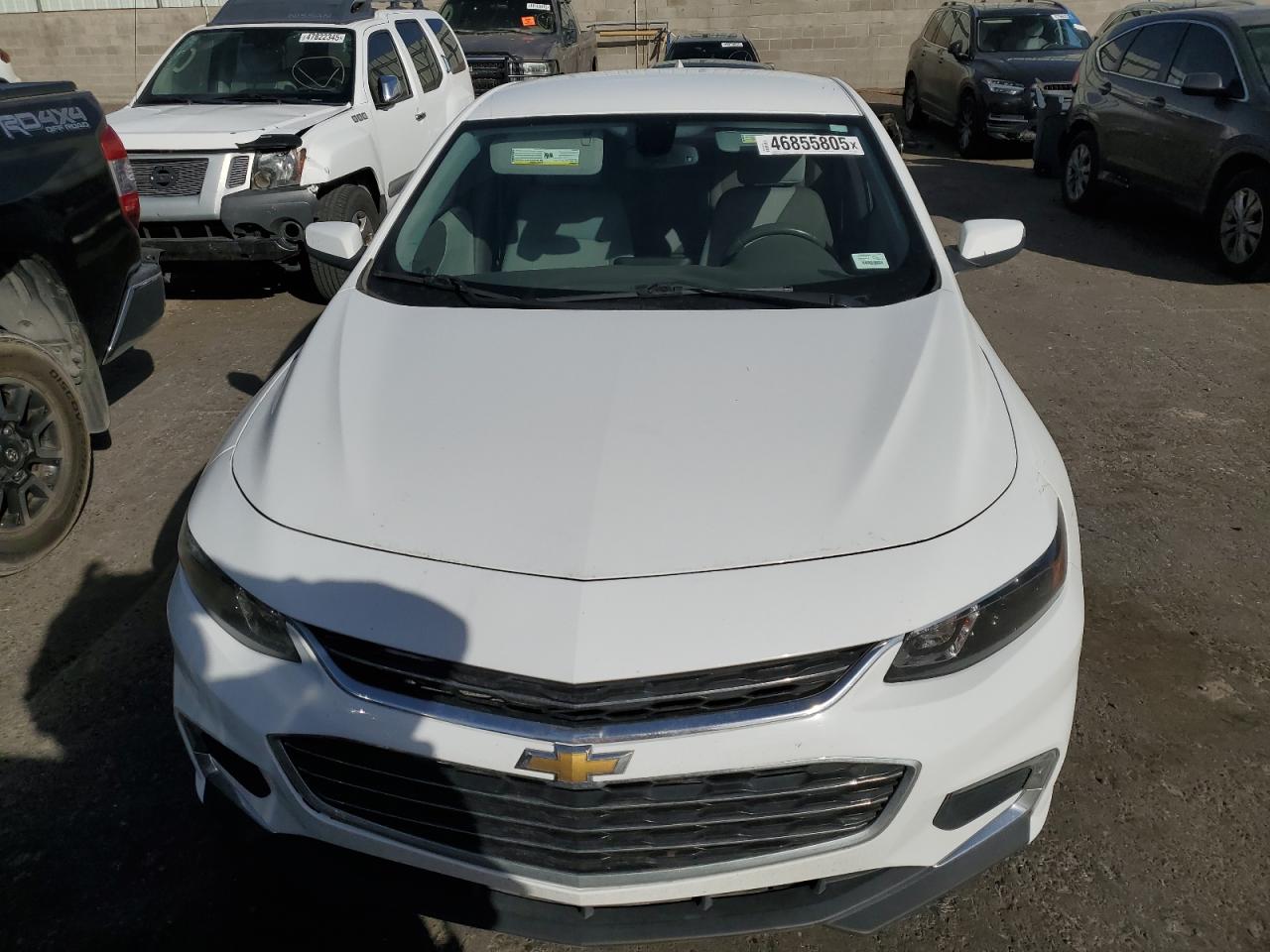 2017 Chevrolet Malibu - Image 5