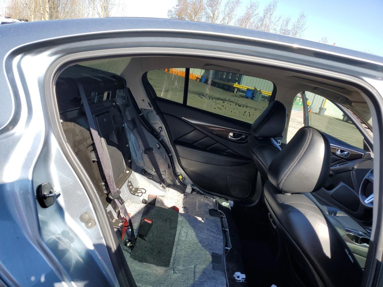 2018 Infiniti Q50 - Image 10