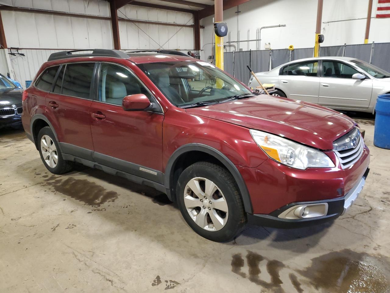 2011 Subaru Outback - Image 4