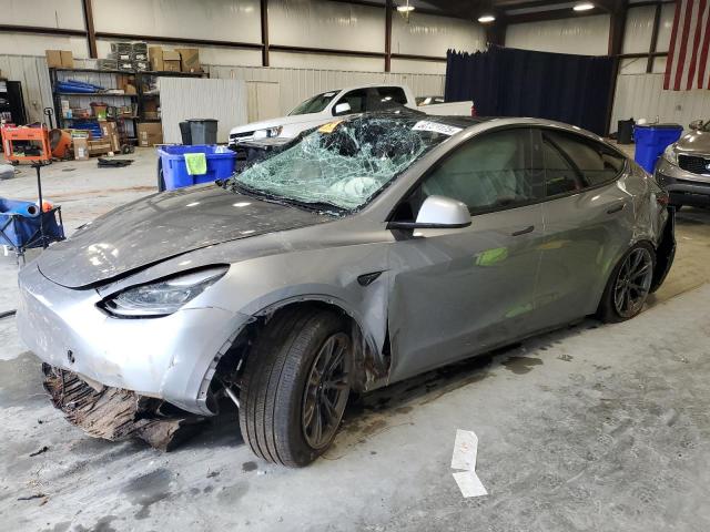  TESLA MODEL Y 2024 Серый