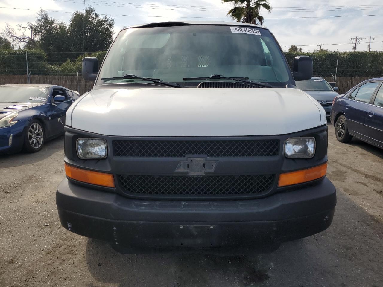 2005 Chevrolet Express - Image 5
