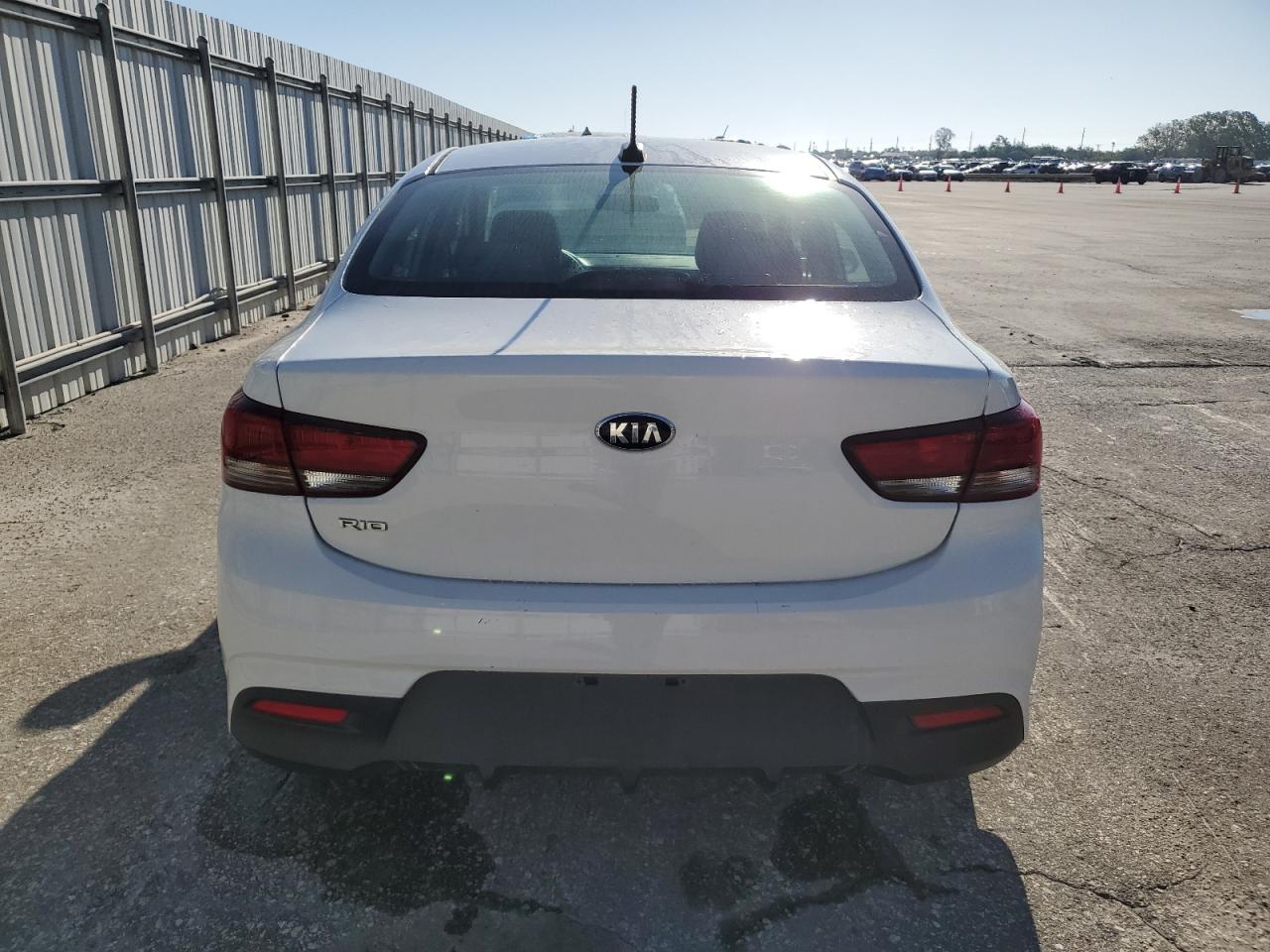 2018 Kia Rio - Image 6