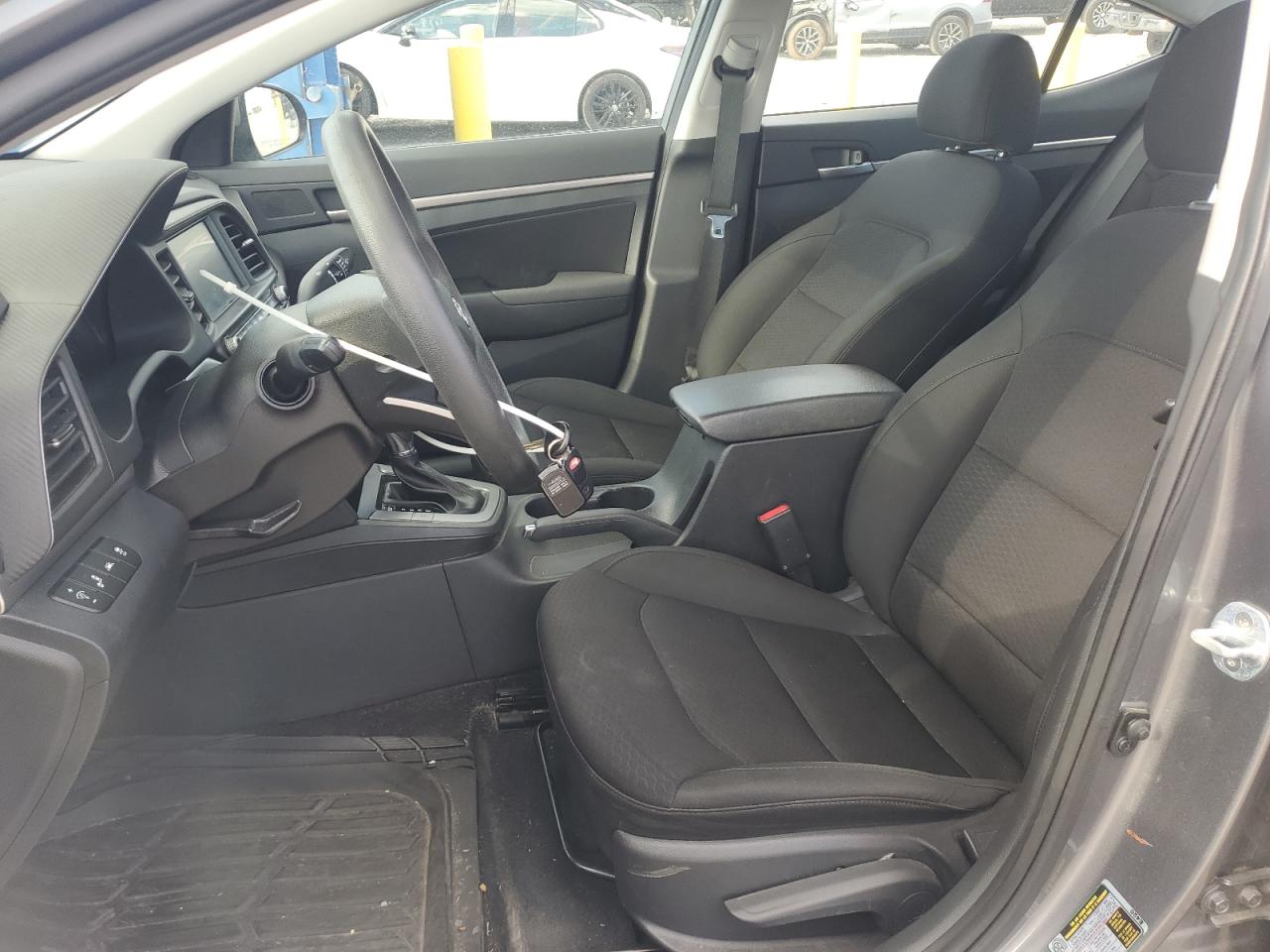 2019 Hyundai Elantra - Image 7