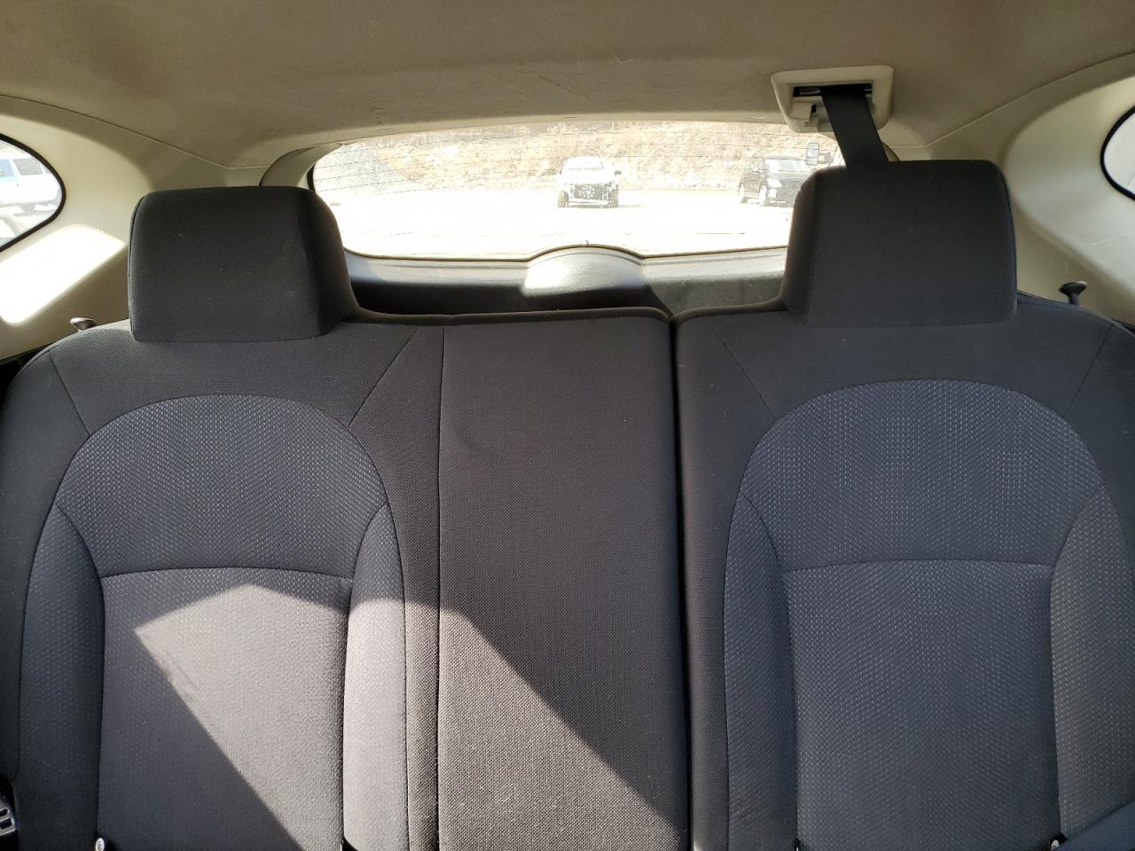 2013 Nissan Rogue - Image 10