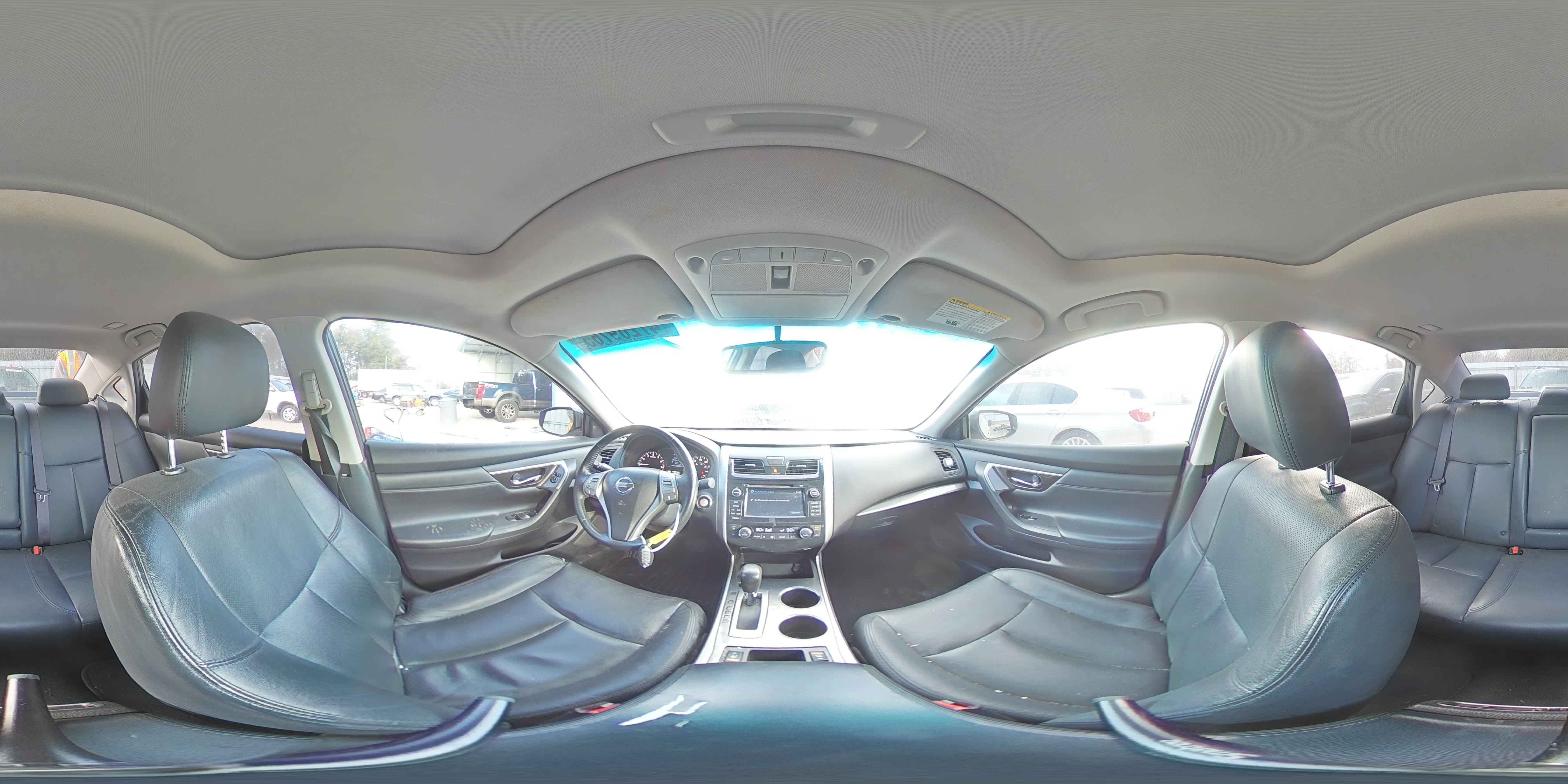 2015 Nissan Altima - Image 12