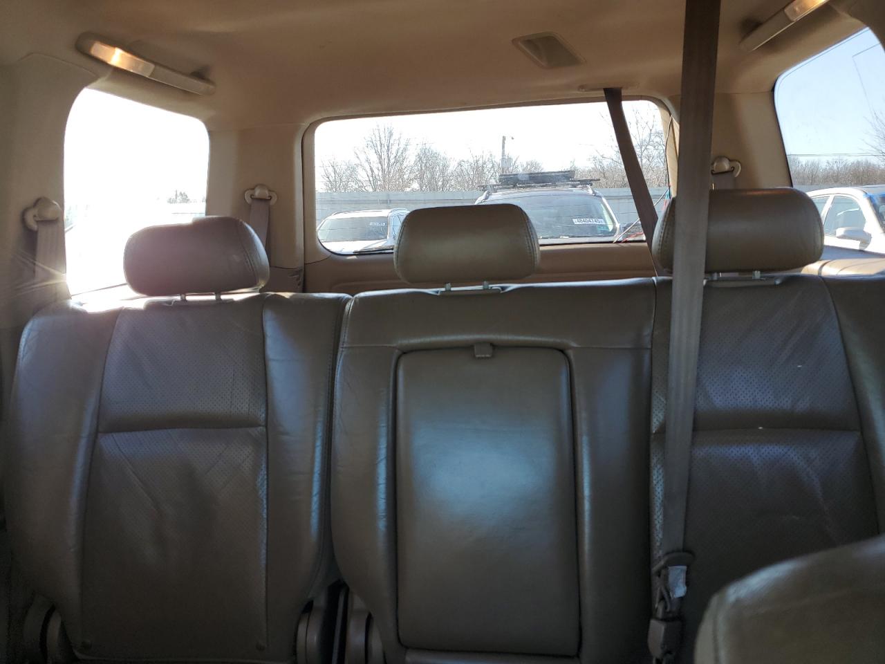 2004 Honda Pilot - Image 10