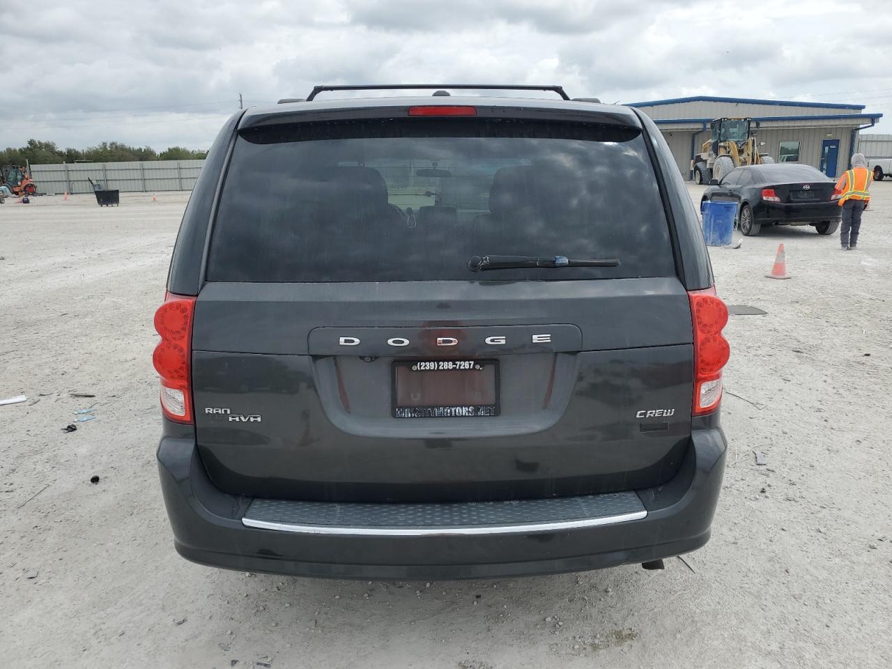 2011 Dodge Caravan - Image 6