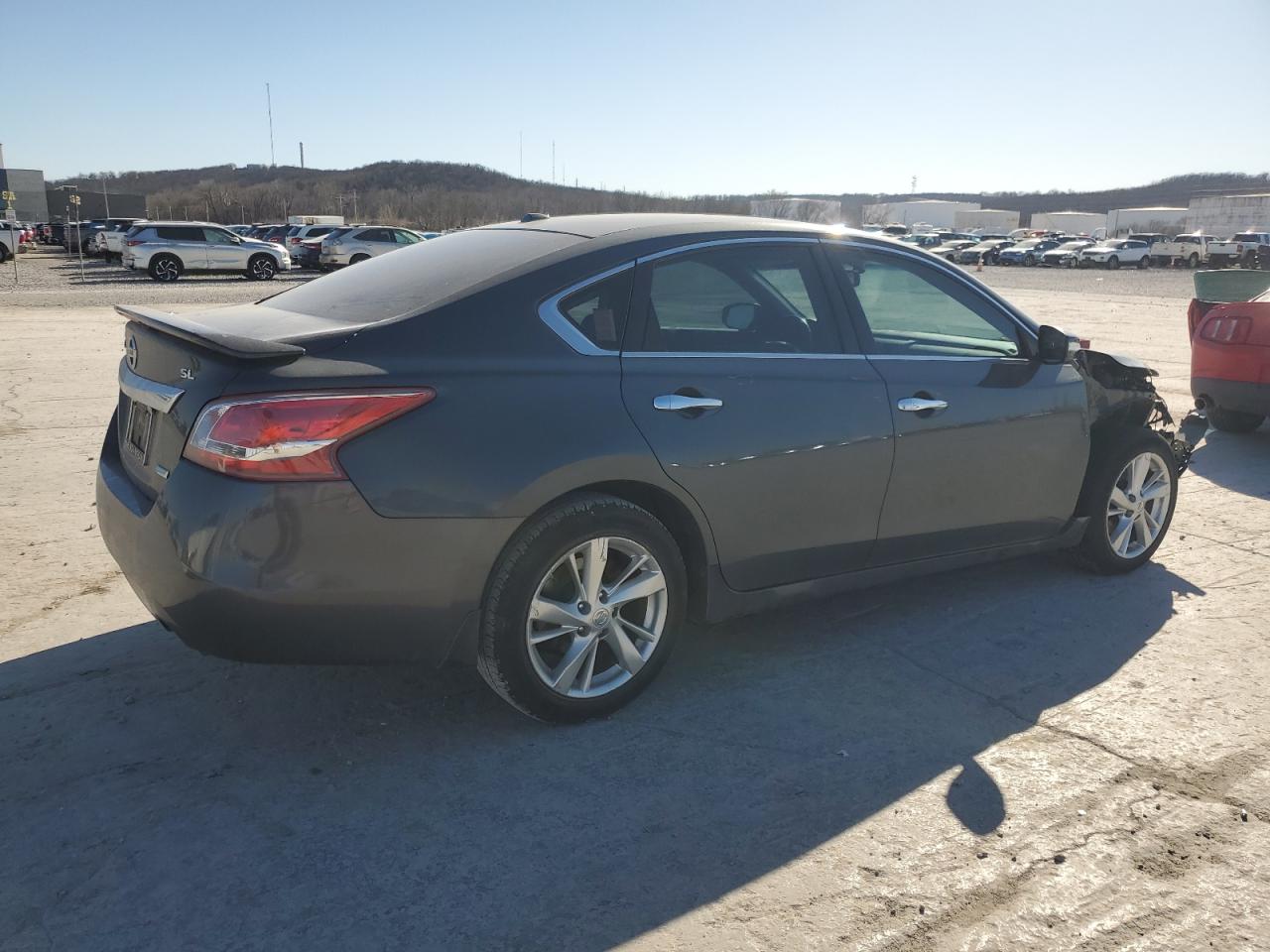 2013 Nissan Altima - Image 3