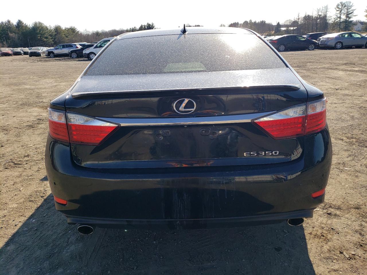 2015 Lexus ES - Image 6