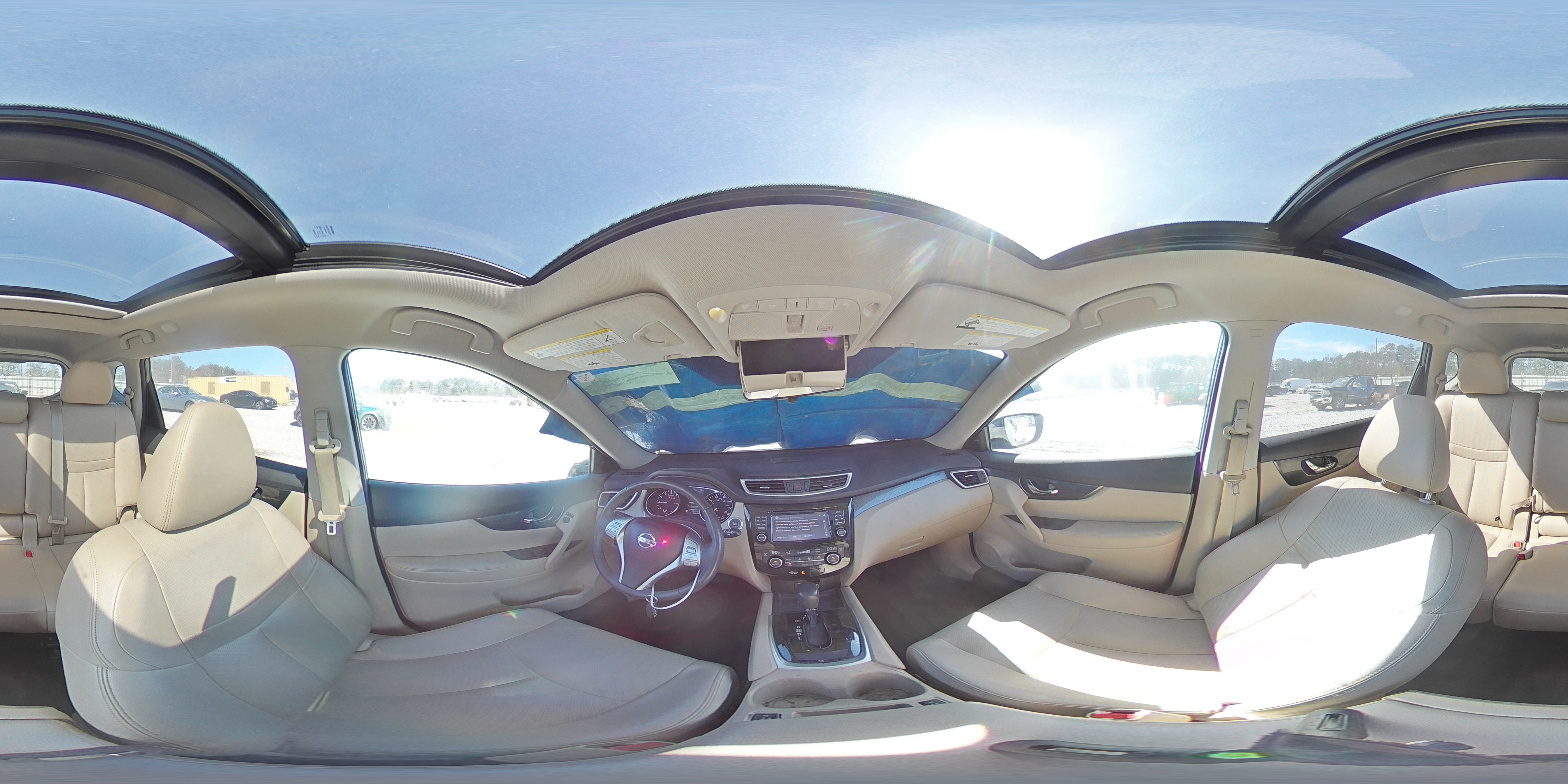 2016 Nissan Rogue - Image 16