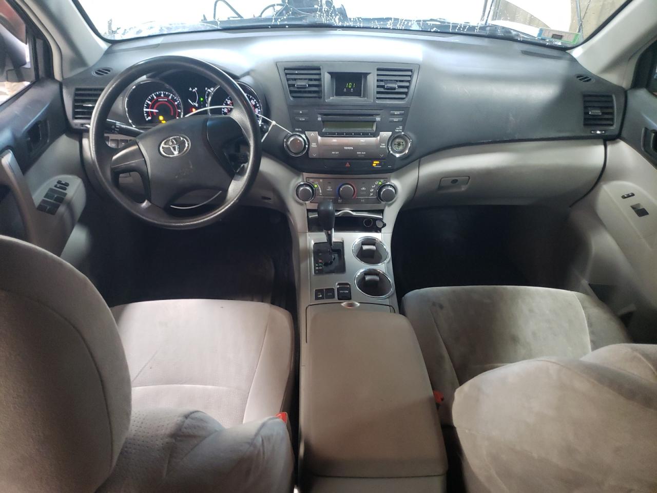 2011 Toyota Highlander - Image 8