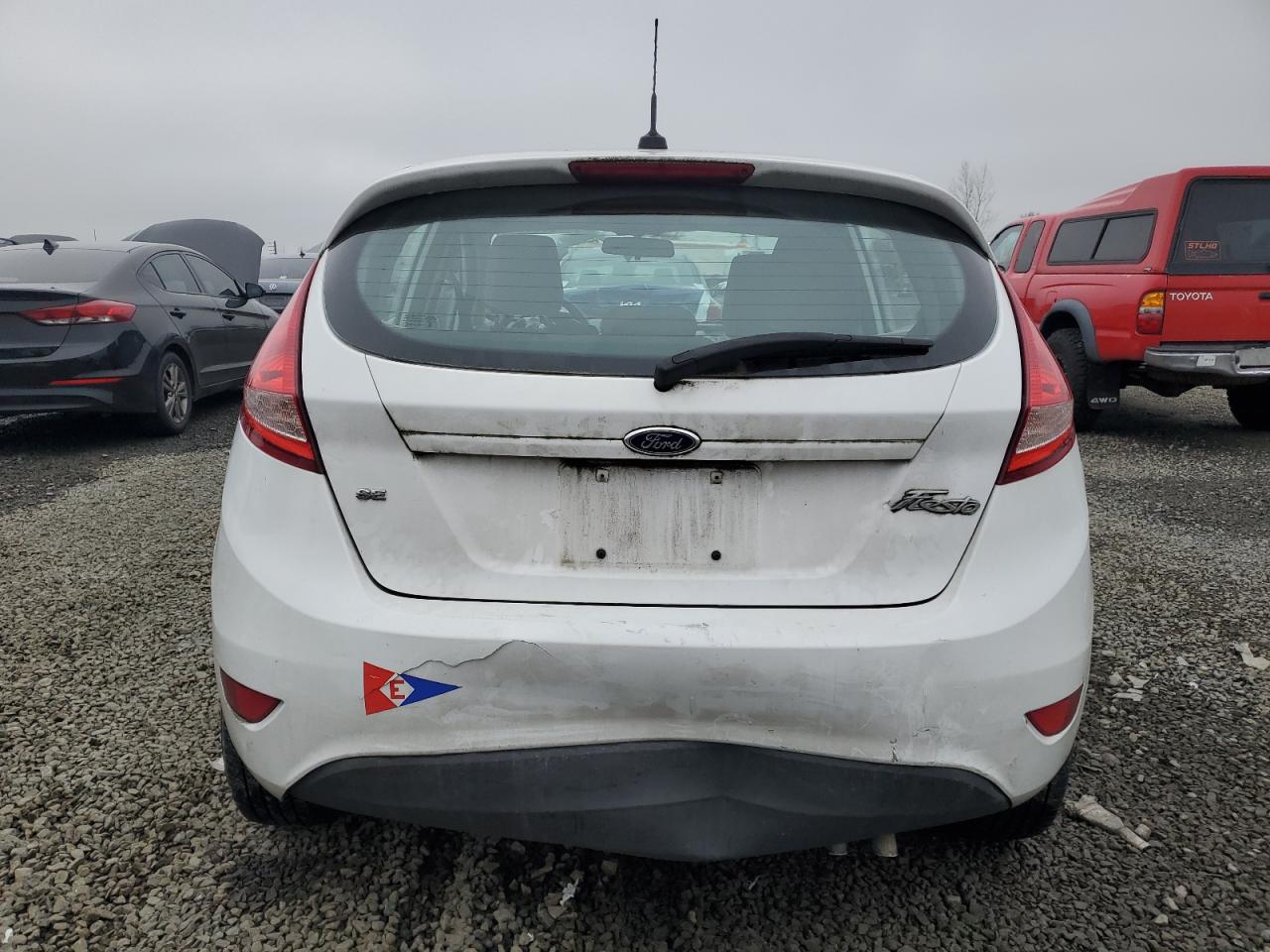 2012 Ford Fiesta - Image 6