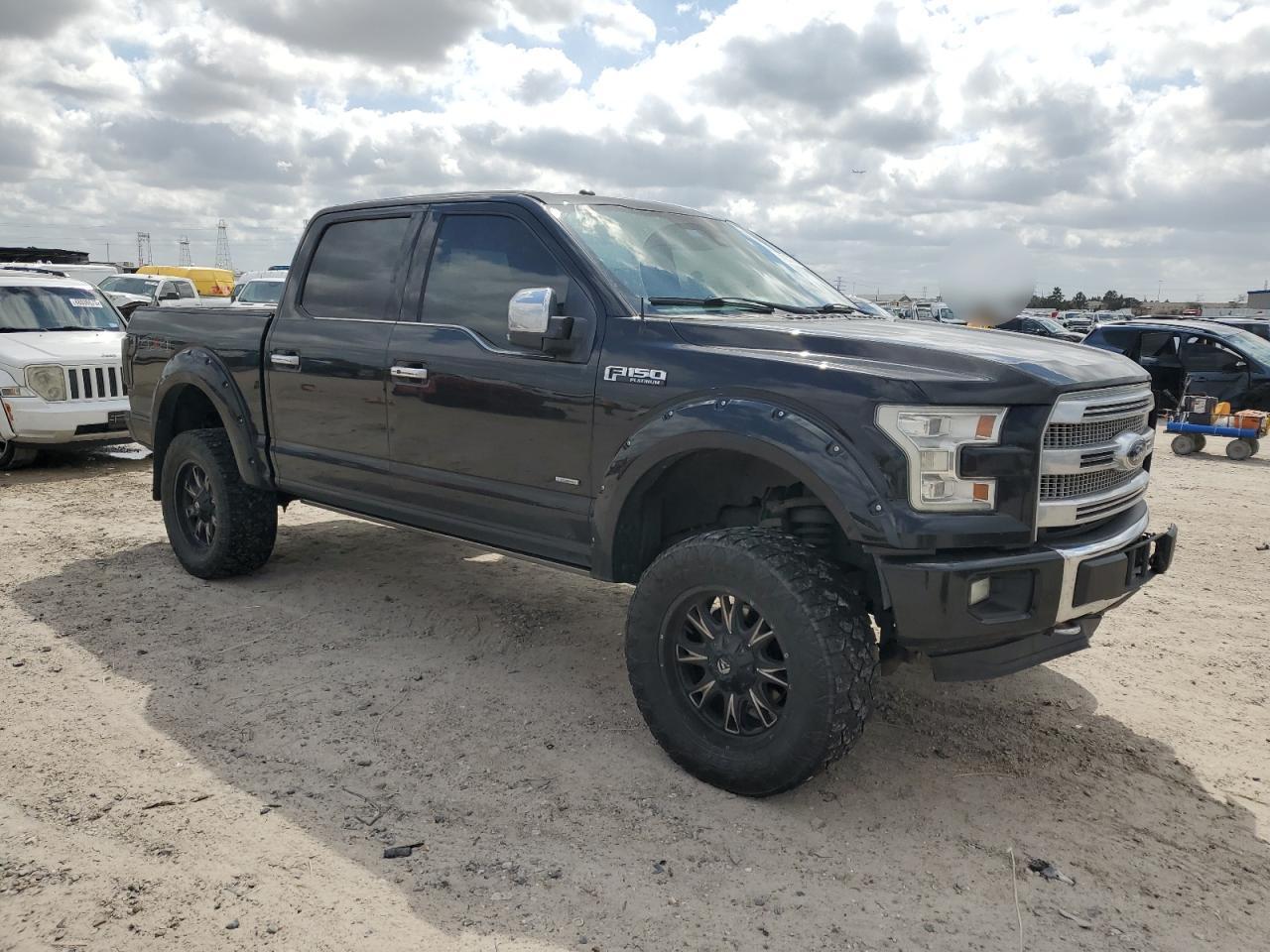 2015 Ford F-150 - Image 4