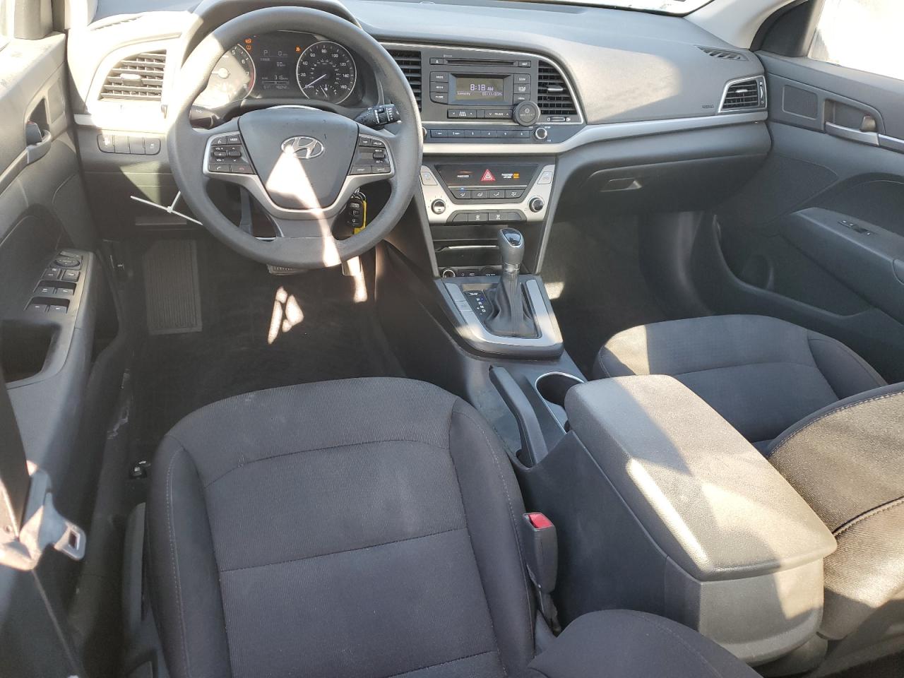 2018 Hyundai Elantra - Image 8