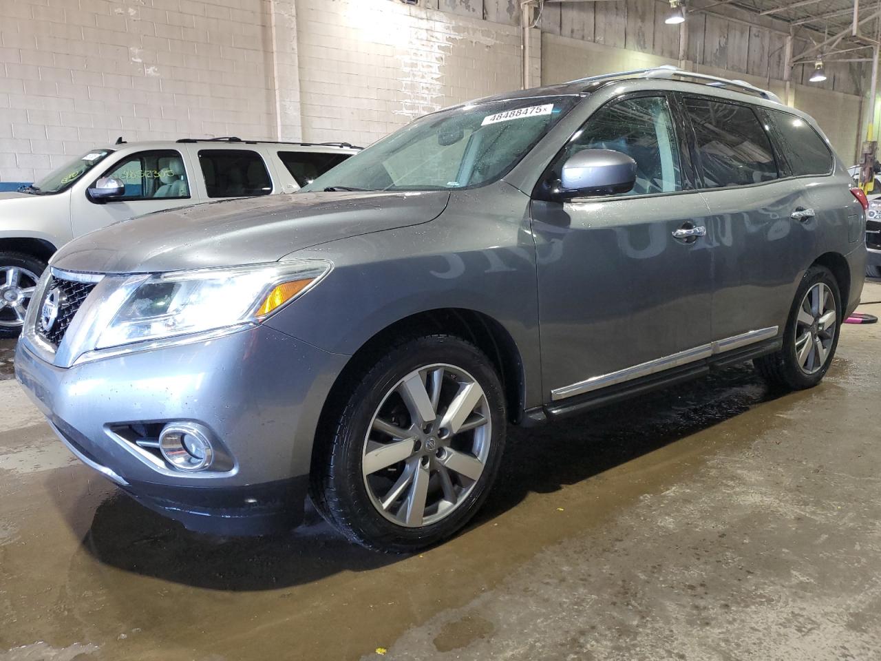 2015 Nissan Pathfinder - Image 1