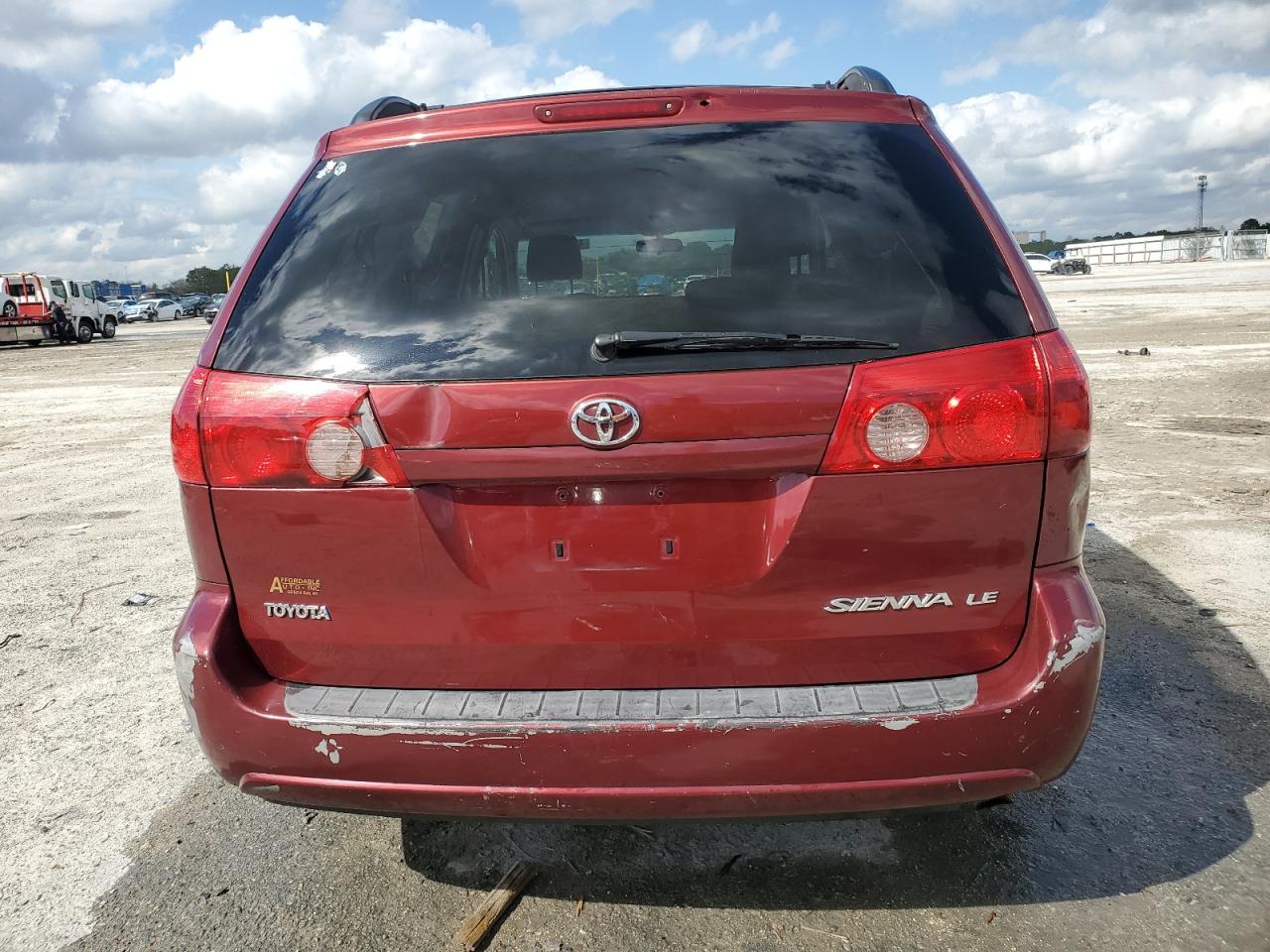 2006 Toyota Sienna - Image 6