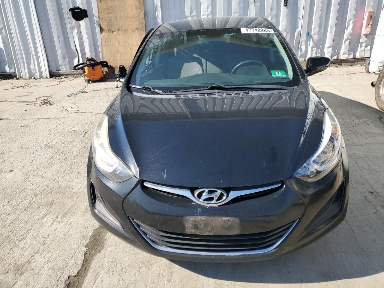 2014 Hyundai Elantra - Image 5