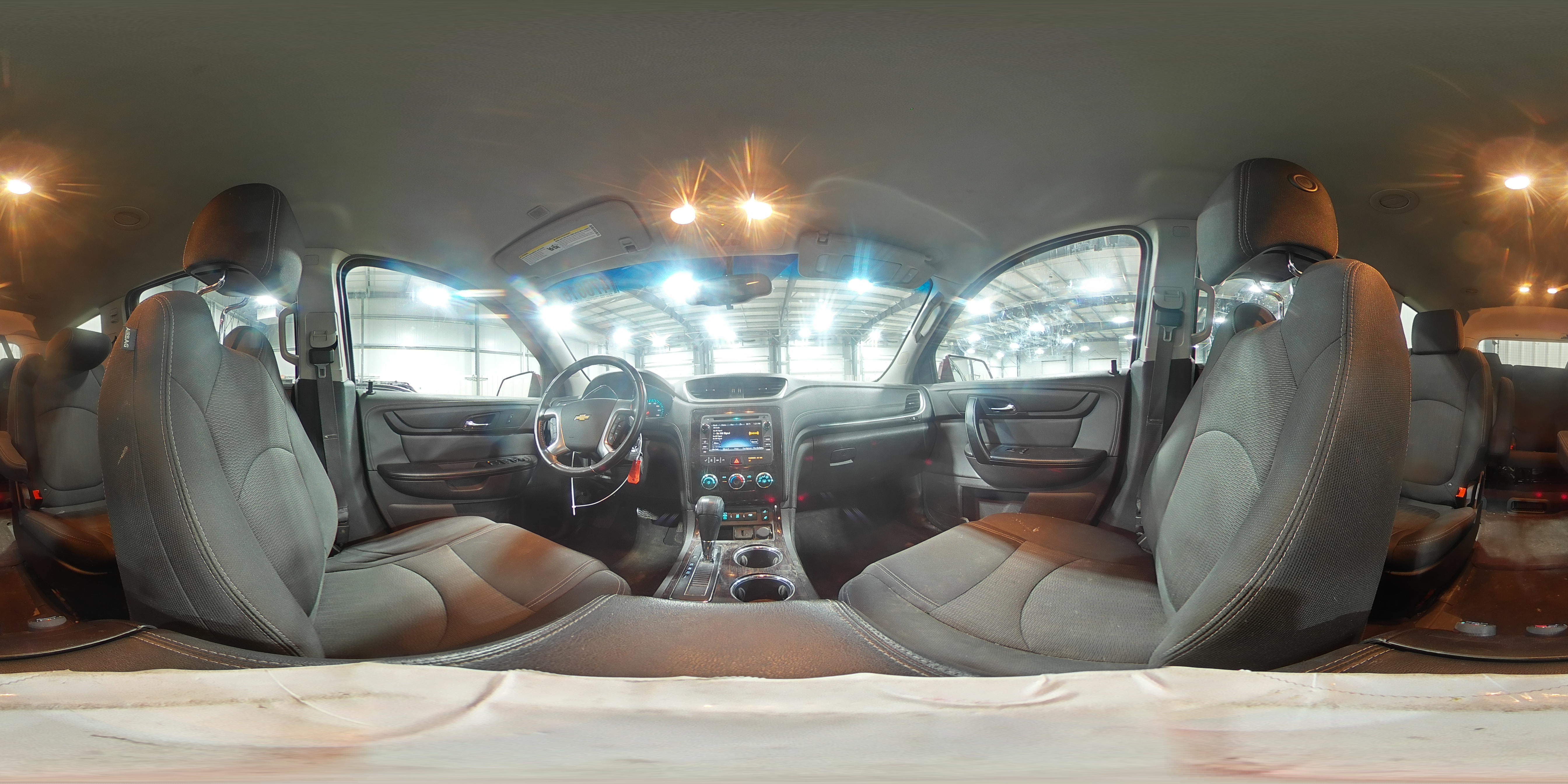 2017 Chevrolet Traverse - Image 14