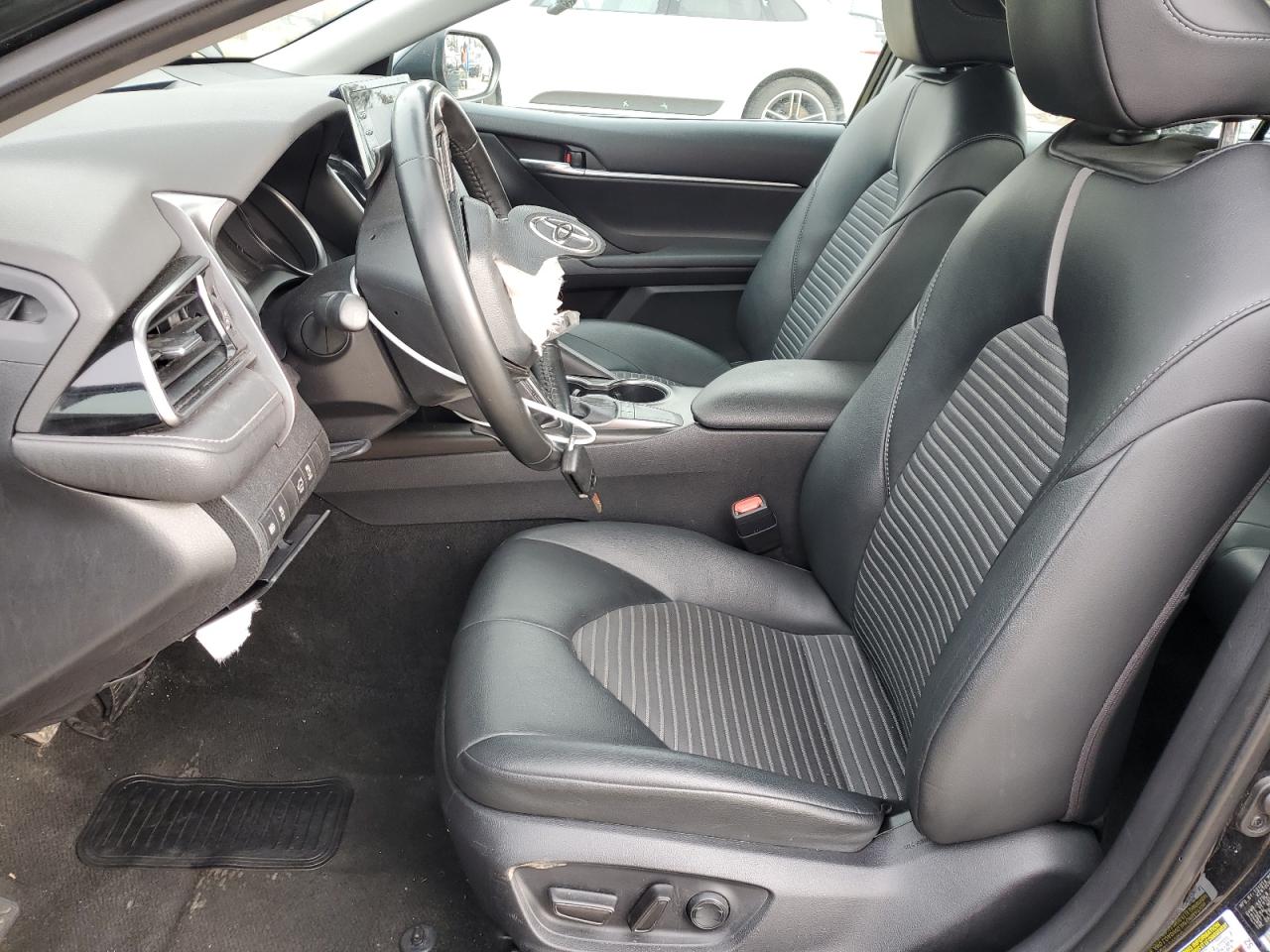 2023 Toyota Camry - Image 7