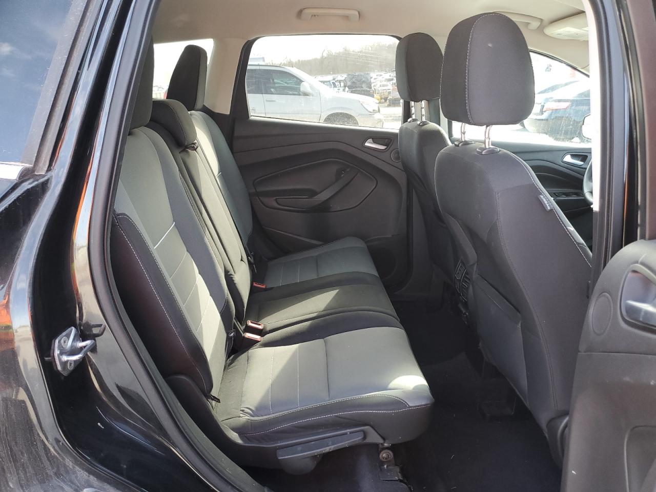 2015 Ford Escape Se VIN: 1FMCU0GXXFUA40457 Lot: 49460015