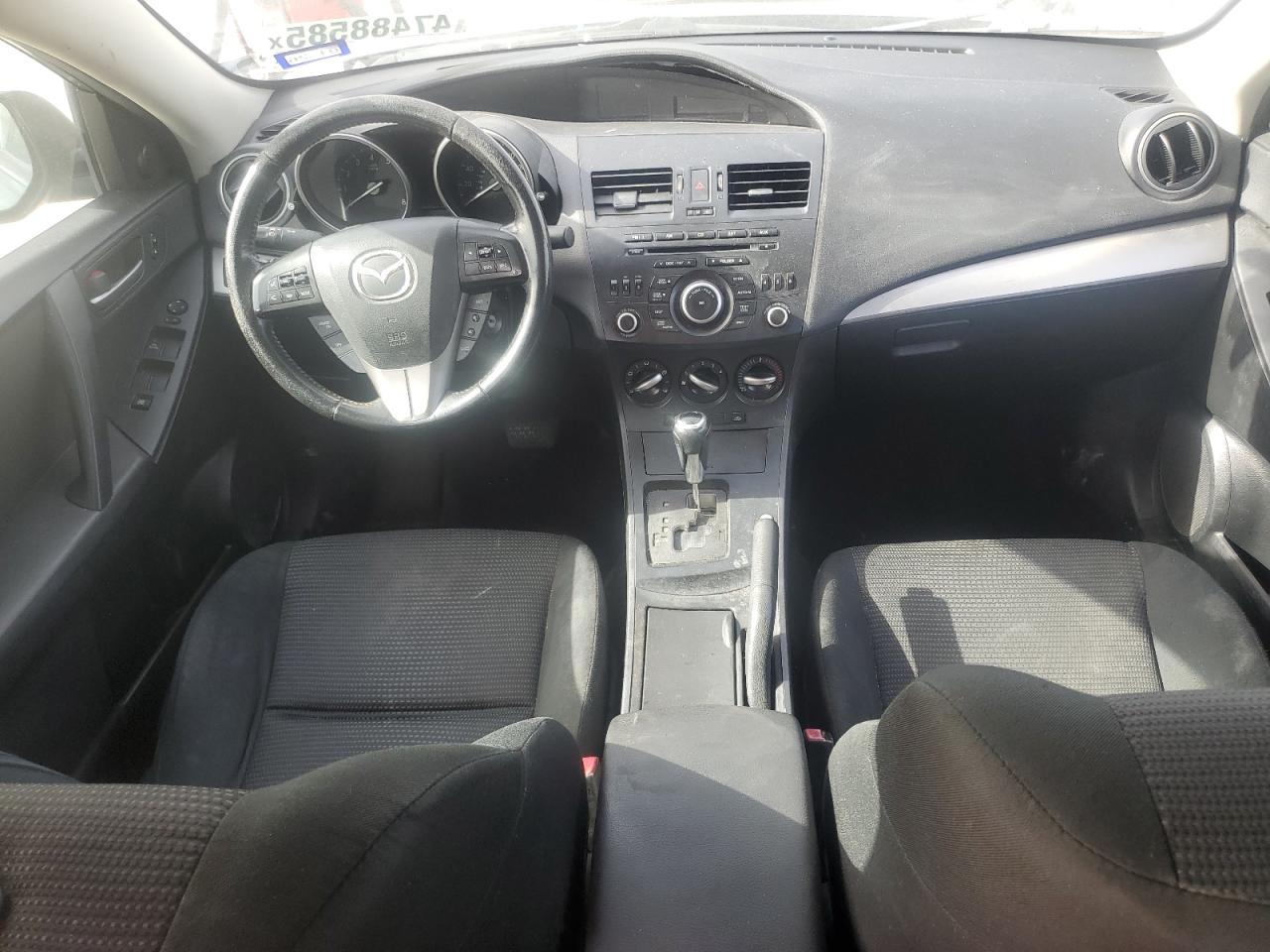 2012 Mazda 3 - Image 8
