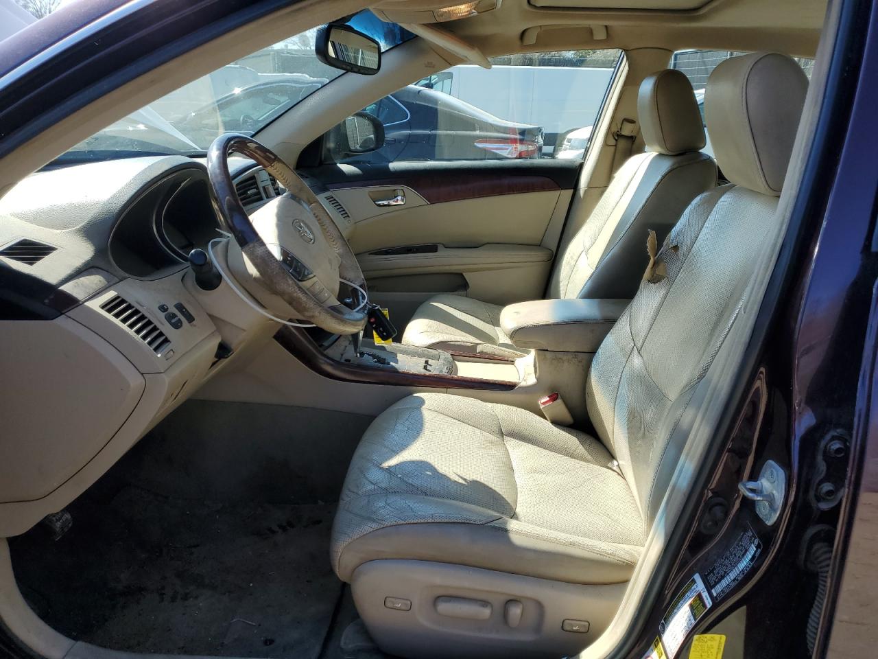 2012 Toyota Avalon - Image 7