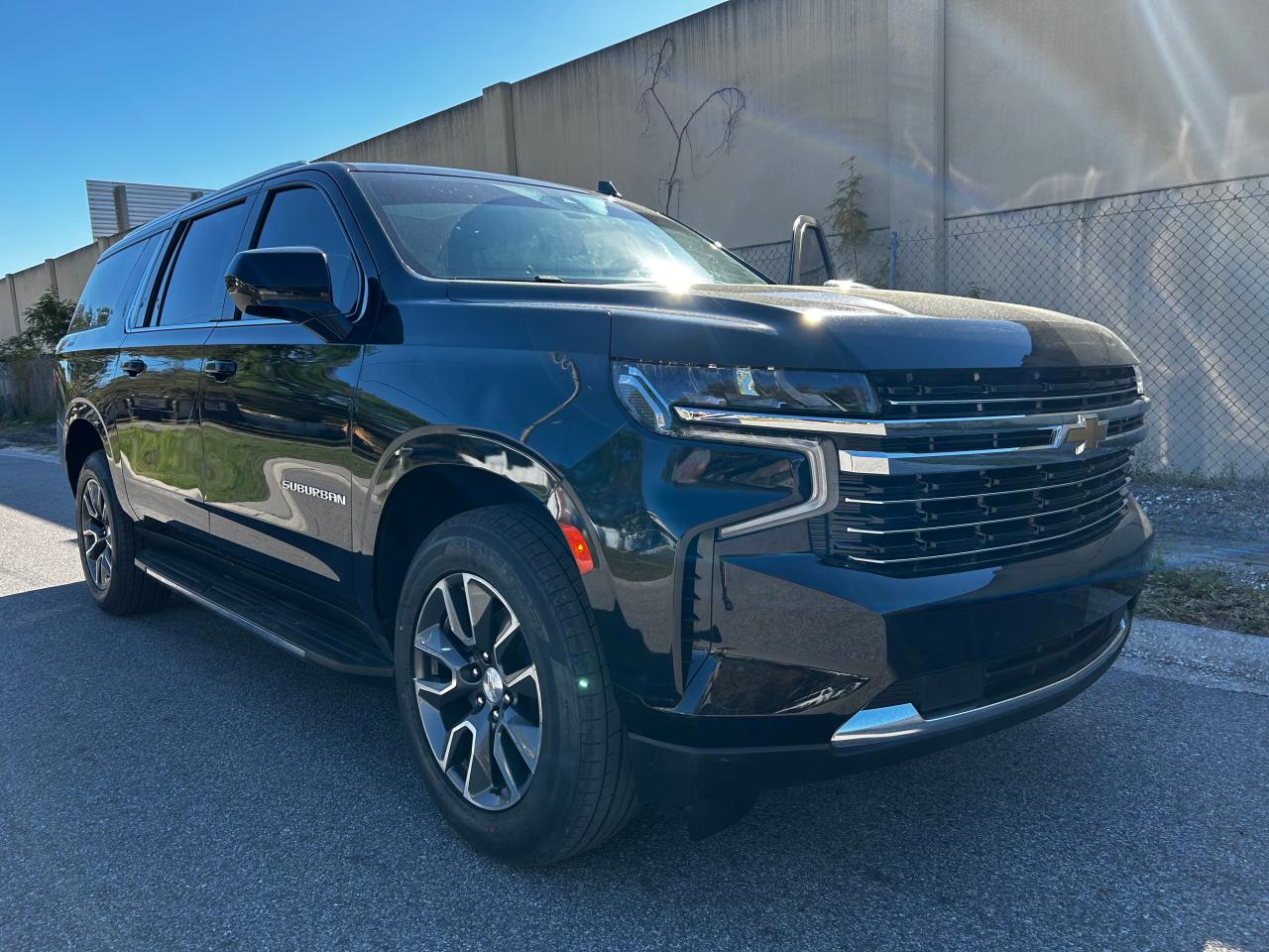 2021 Chevrolet Suburban - Image 1